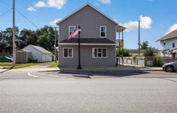 1550 Dows St., Ely, IA 52227-9808