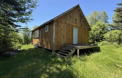 17 Cone Pass, Pittsburg, NH 03592