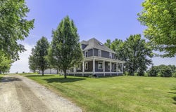 10202 PERRY Road, DeKalb, IL 60115