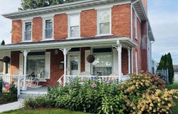 110 W MASON ST, LENA, IL 61048