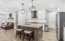 3855 S MCQUEEN Road, Chandler, AZ 85286