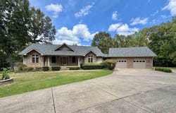 830 WINDANCER CIRCLE, Mountain Home, AR 72653