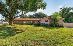 5 HERMOSA Drive, EUSTIS, FL 32726