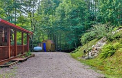 219 Ravenwood Drive, West Jefferson, NC 28694