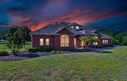 303 Fine PL, Alma, AR 72921