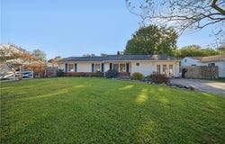 422 Barcelona Lane, Virginia Beach, VA 23452