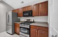 758 W Barrington Circle, Jackson, MI 49203