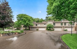 5725 Duncan Lane, Edina, MN 55436