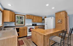 377 Tully Rd, Orange, MA 01364