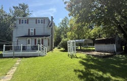 136 OLD Road, Montgomery, PA 17752