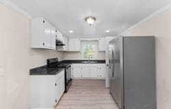 1007 Hatchie St, Booneville, MS 38829