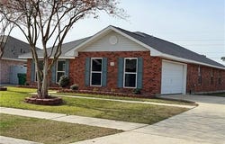 264 OAK POINT Drive, La Place, LA 70068