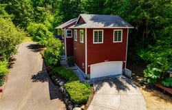 667 KAMAPHEEMA Pl, Eugene, OR 97405