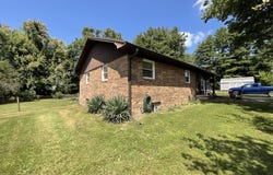 6627 Glade Valley Rd, Ennice, NC 28623