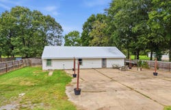 39 N Coran Dr, Conway, AR 72032