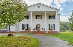 350 Valley View Ln., Bland, VA 24315
