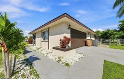 21 SW Trafalgar Parkway, Cape Coral, FL 33991