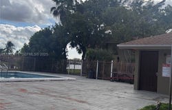 6455 W 27th Ave, Hialeah, FL 33016