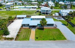 111 14th St, Mexico Beach, FL 32456