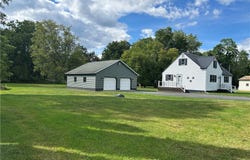 3772 Hand Place, Sauquoit, NY 13456