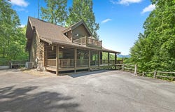 316 Canvas Back Ct, Whittier, NC 28789