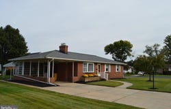 105 JUNIPER Circle, LINTHICUM HEIGHTS, MD 21090