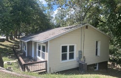 311 E Jackson Street, Ozark, MO 65721