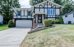127 Spring Leaf Drive, St Peters, MO 63376