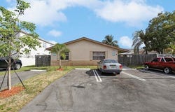 231 SW 8th Ct, Pompano Beach, FL 33060