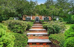 42 Mountain View Road, Leominster, MA 01453