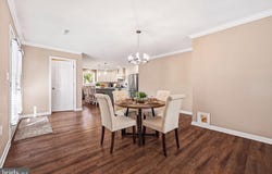25 YORK HILL Road, ETTERS, PA 17319