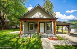 214 Gold Ave, Kellogg, ID 83837