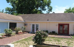 6 DELAWARE Avenue, DELMAR, DE 19940