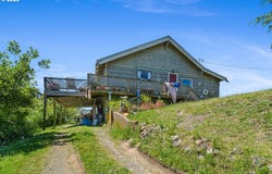 6405 SPRING St, Cloverdale, OR 97112