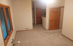 705 N White Feathers Court, Arlington, NE 68002