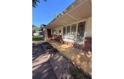 6 Parkhurst Place, Fairfield, IL 62837
