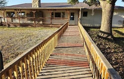 15518 E 850 Road, Mound City, KS 66056