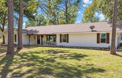 4800 Oak Grove Road, Ennis, TX 75119