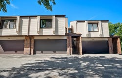 375 Juniper Tree Court, Hoffman Estates, IL 60169