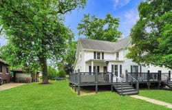 615 Market St., Henry, IL 61537