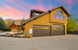 10280 S DIMPLE DELL Rd, Sandy, UT 84092
