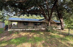 10355 FM 1004, Buna, TX 77612
