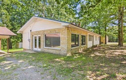 429 Oak Grove Rd, Batesville, AR 72501