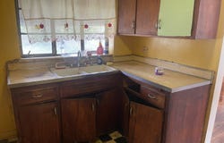 2313 S 17th Avenue, Broadview, IL 60155