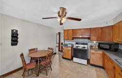 2984 Massillon Road, Akron, OH 44312