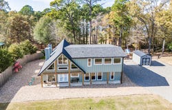 449 Lakeview Circle, Jefferson, TX 75657