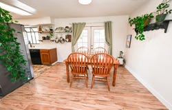 952 Holly Avenue, Clovis, CA 93611