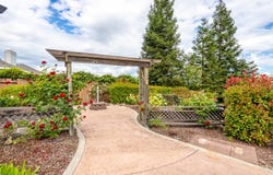 3025 Misty Glen Drive, Redding, CA 96001