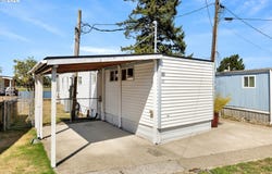 296 ISLAND AIRE Dr, Woodland, WA 98674