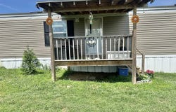 3312 Greenbriar Road, Breeding, KY 42715